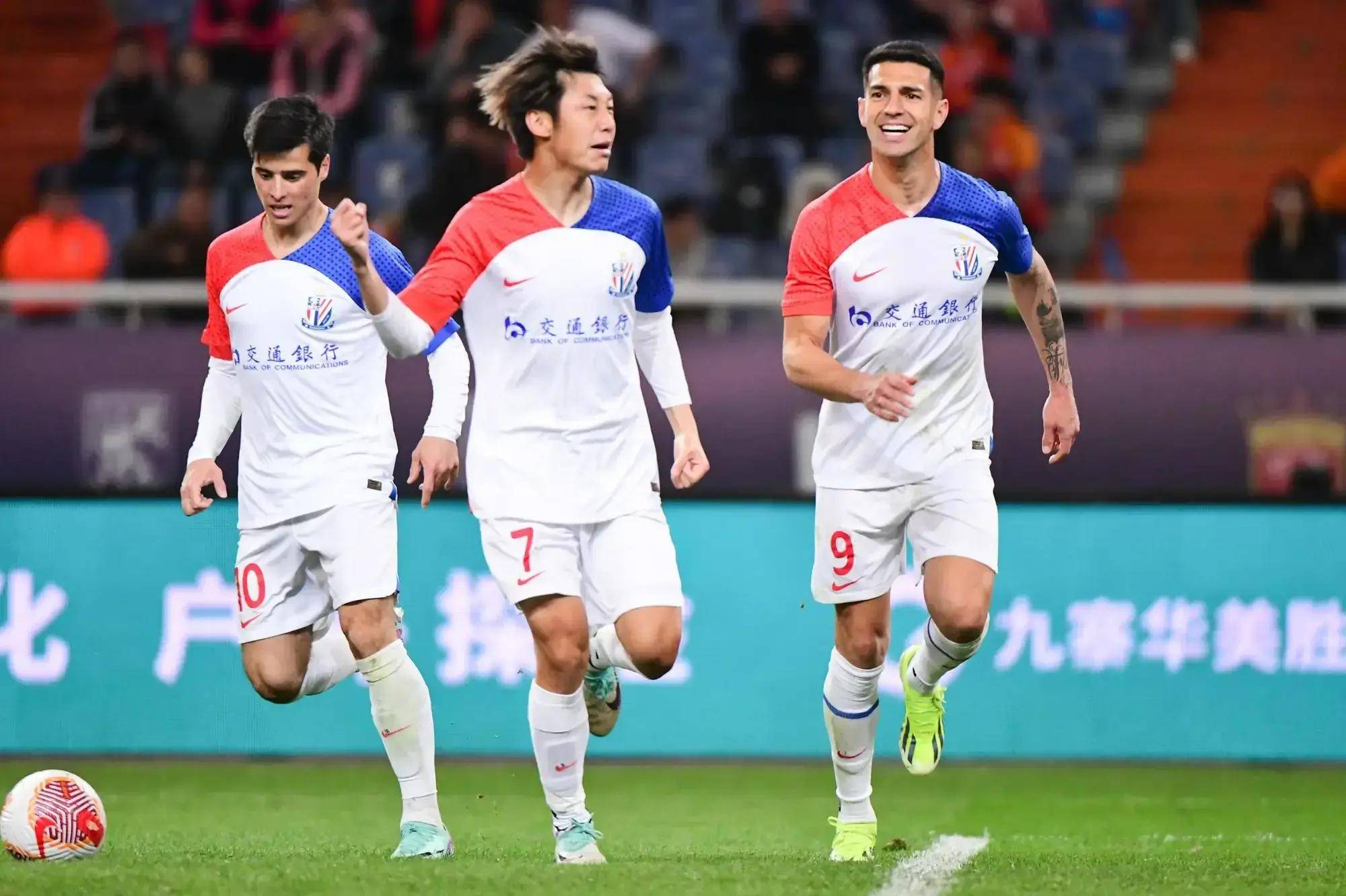开云体育网站-包含浙江2-3河南，申花3-2海港！西海岸2-0！足协杯8强出炉-中超占7席的词条