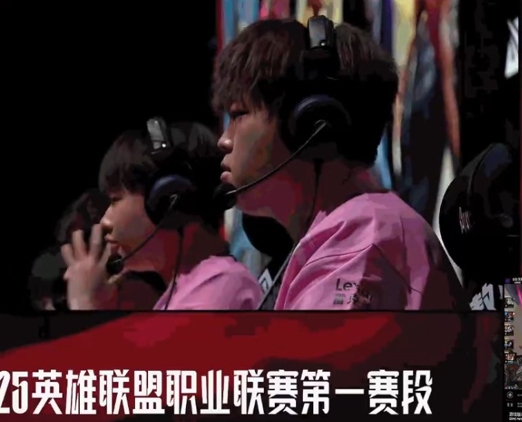 包含烈日裁决与夜刃联盟在英雄联盟中上演巅峰对决，最终稳扎稳打拿下比赛，选手当场怒吼的词条