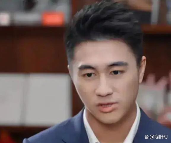 关于何猷君冲上热搜：被曝拖欠80名主播半年工资，员工集体讨薪的信息
